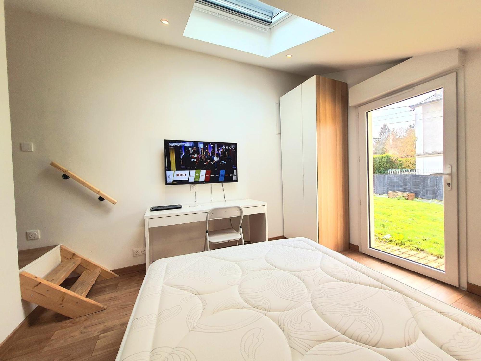Chambre Paisible Chez L'Habitant En Rez De Chaussee Avec Salle D'Eau 10 Min Gare Et Centre Ville 埃夫勒 外观 照片